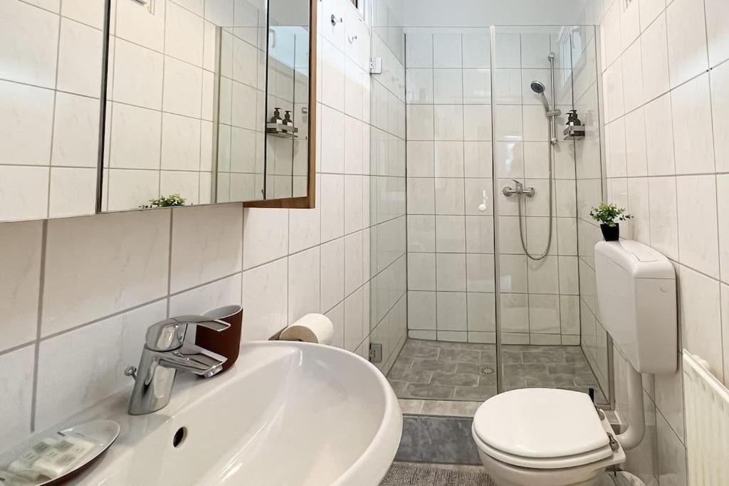 Cozy & Central 2 Bedroom Apartment Vienna Exterior photo
